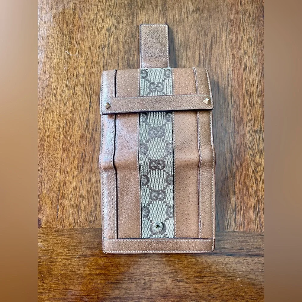 Vintage Gucci Striped Monogram Studded Compact Wallet - Picture 4 of 10